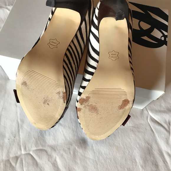 Nine West Fredao Zebra Print Peep Toe Pumps - Picture 5 of 7